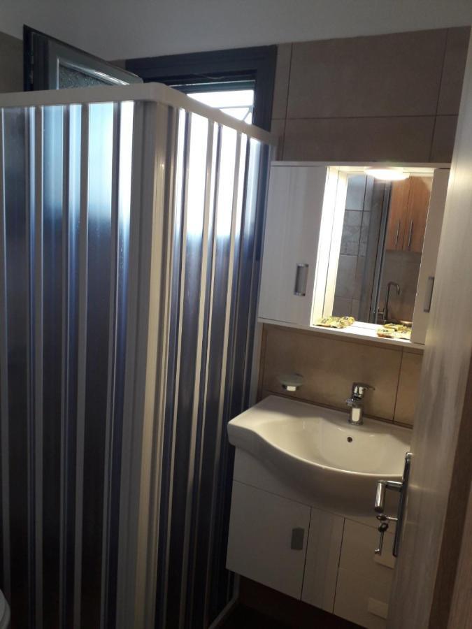 Pounta Apartments Vingláfia Екстериор снимка