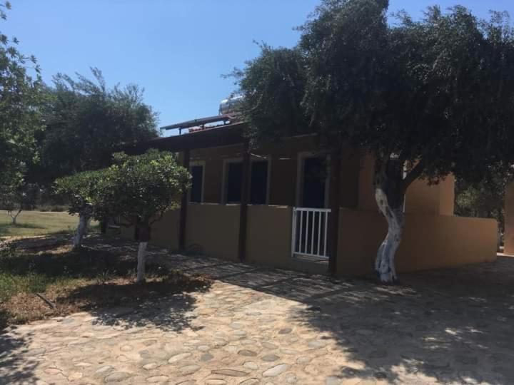 Pounta Apartments Vingláfia Екстериор снимка